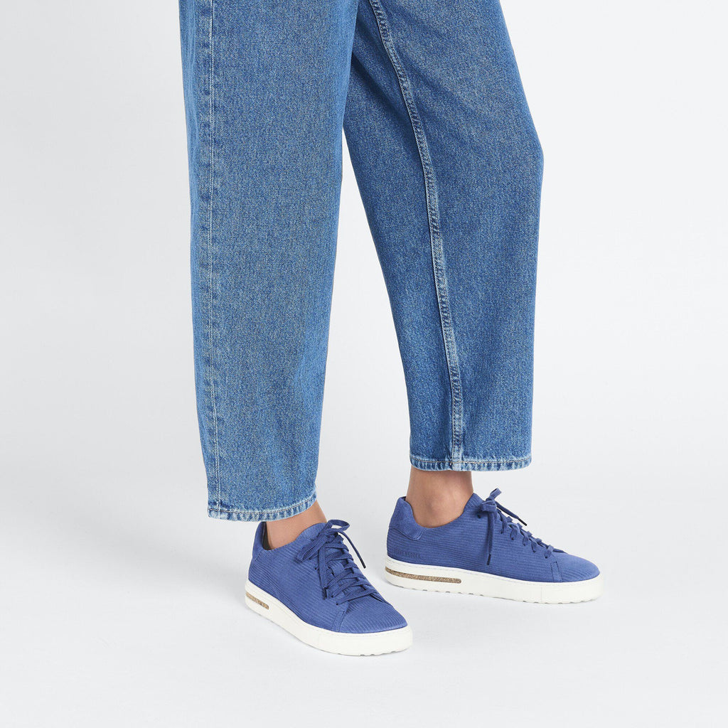 Bend Low Suede Leather Embossed