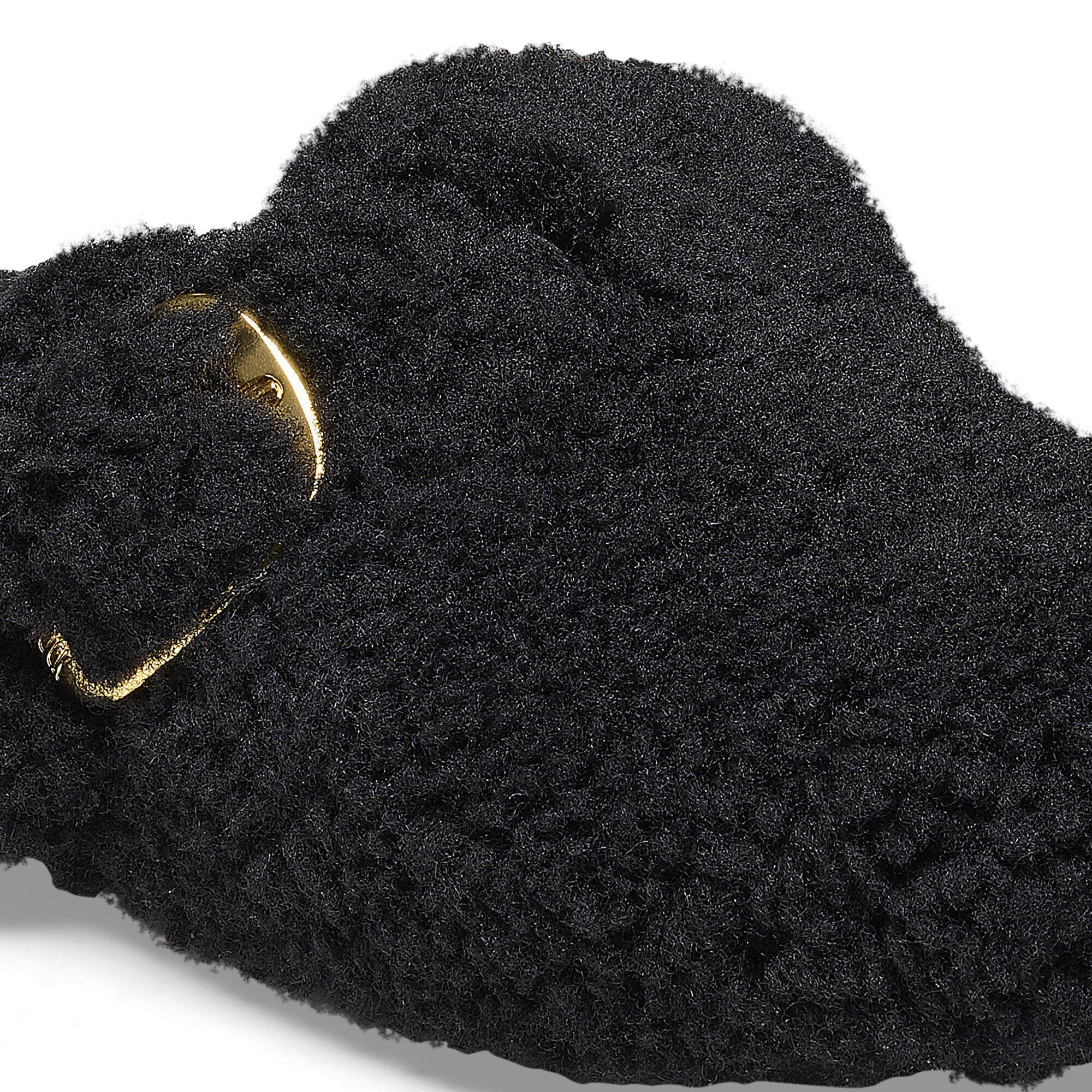 Boston Big Buckle Fur