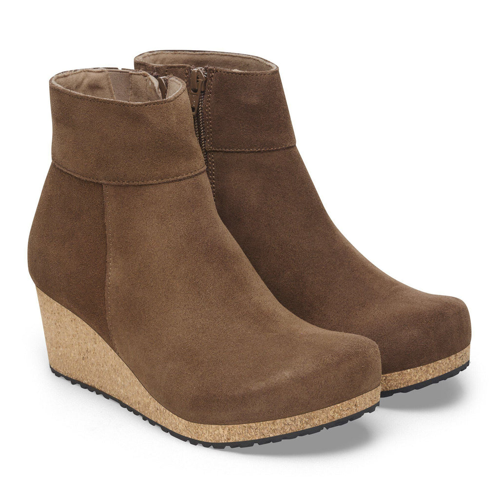 Ebba Suede Leather