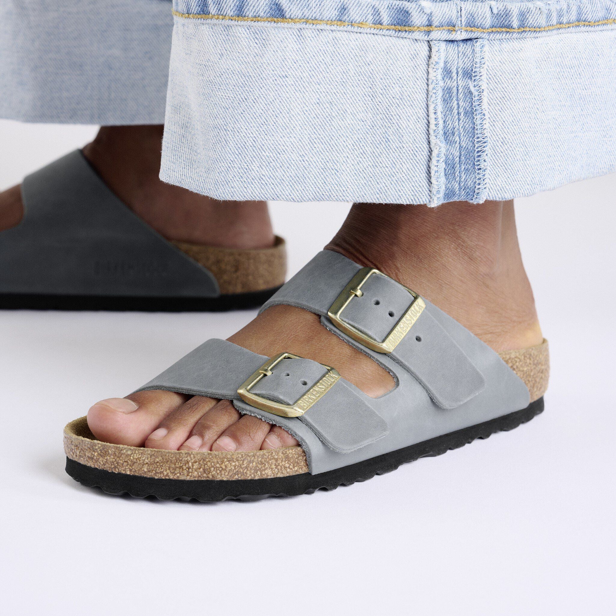 Arizona Waxy Leather