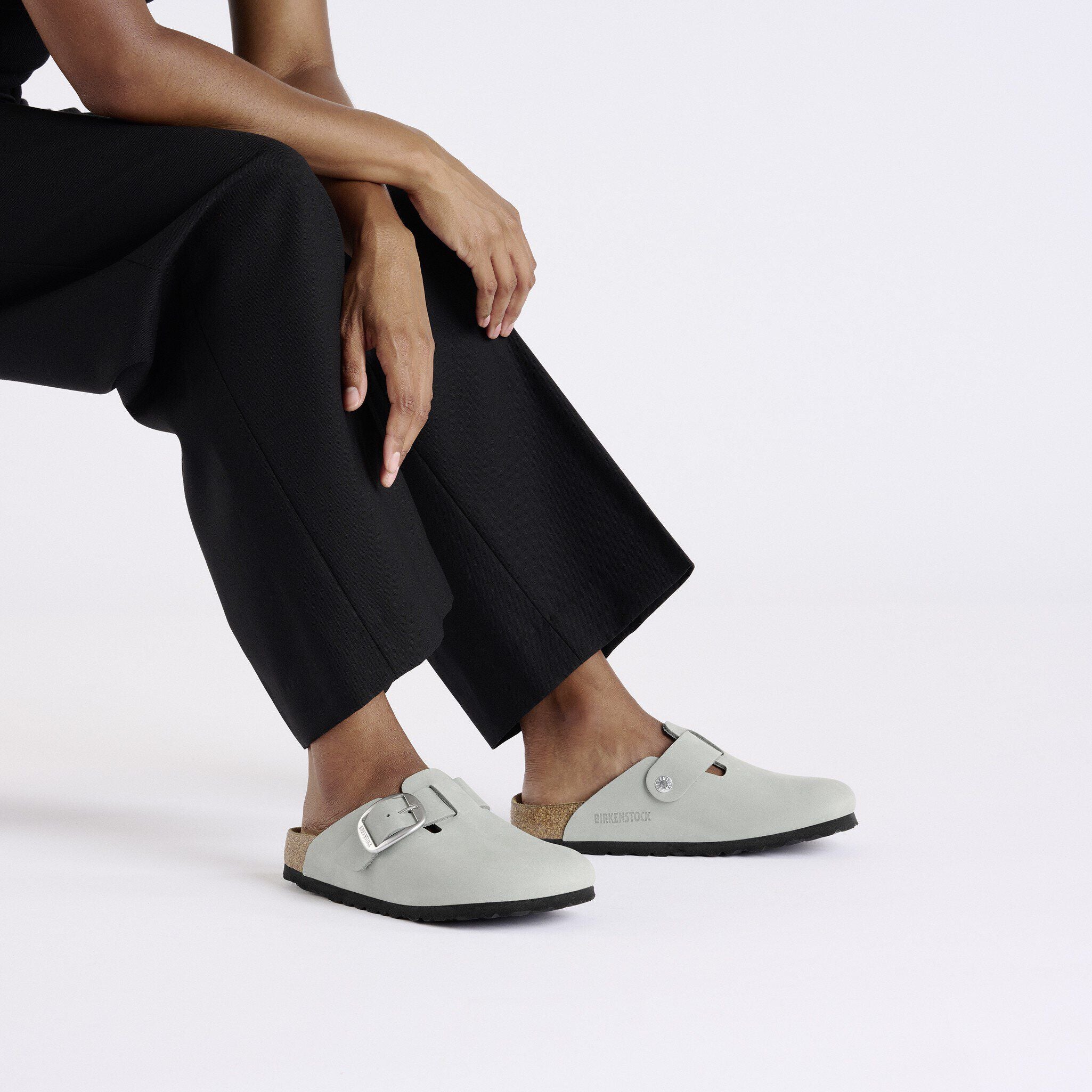 Boston Big Buckle Nubuck Leather Pure Sage