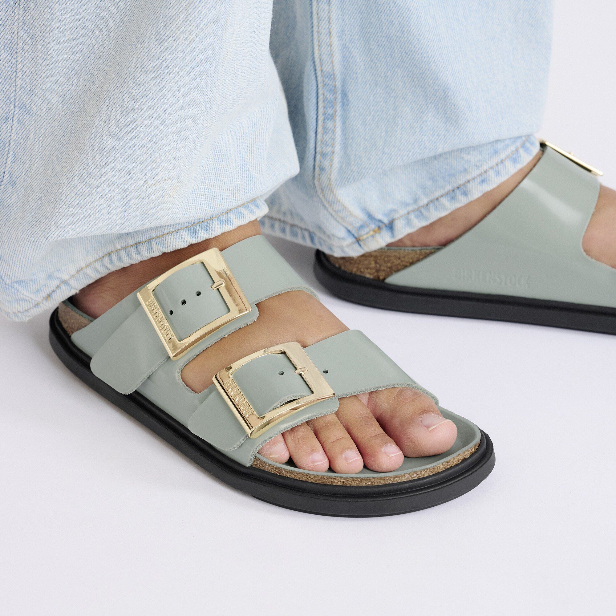 Arizona Droplet Buckle Natural Leather Patent