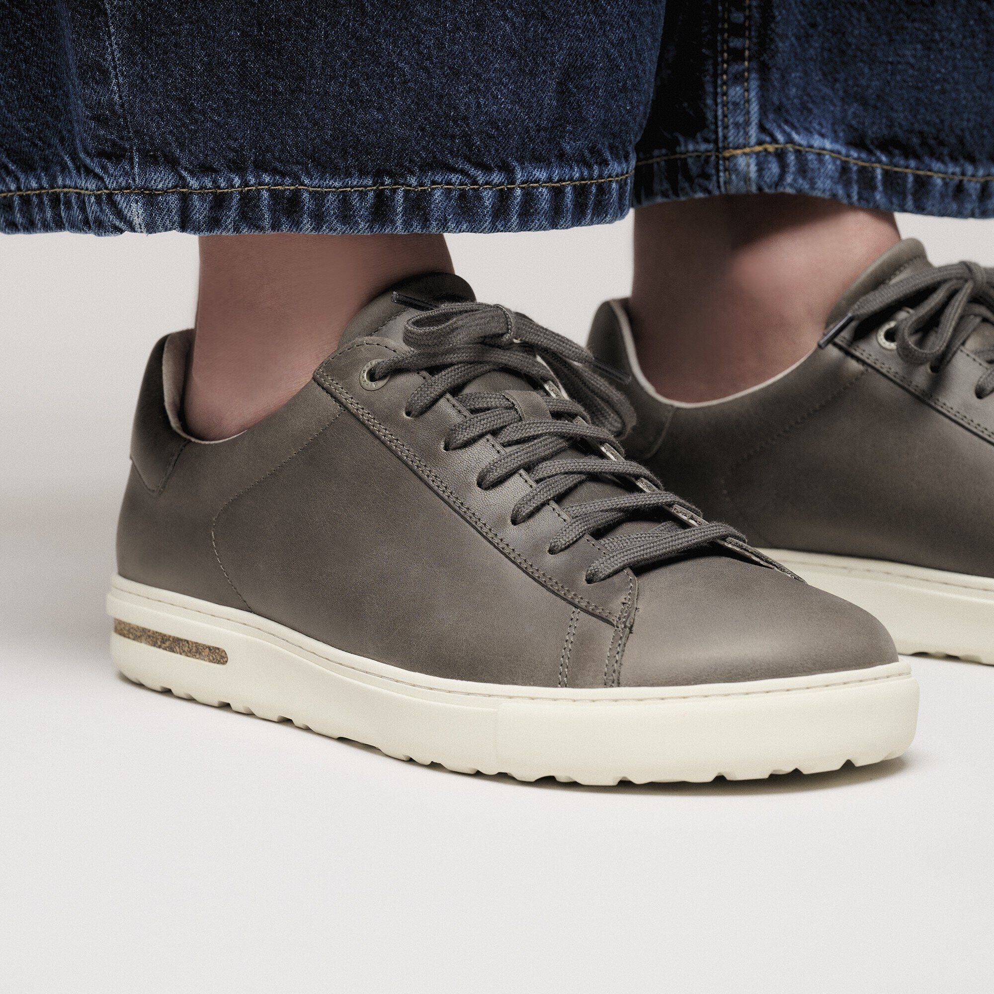 Bend Low Natural Leather