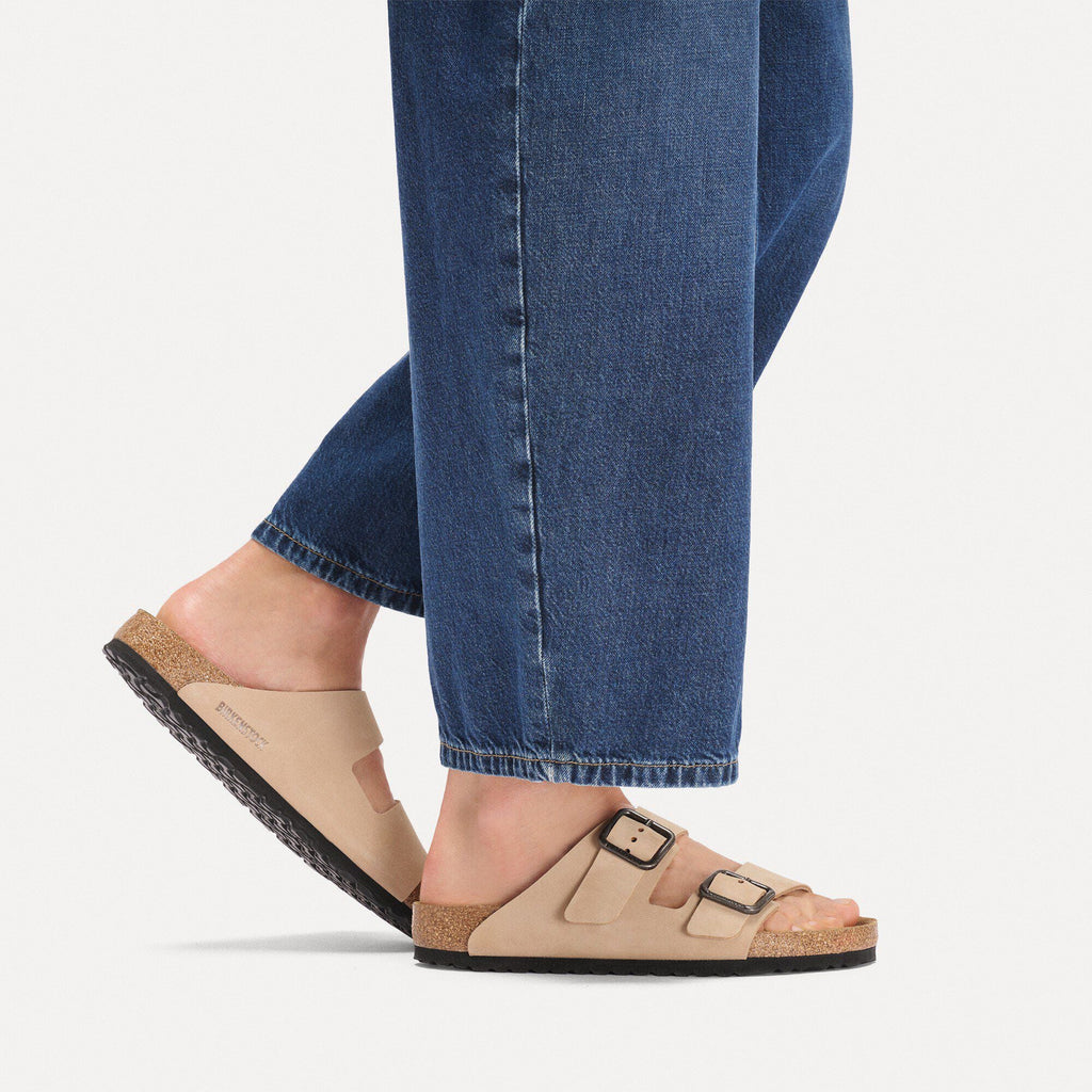 Arizona Wire Buckle Nubuck Leather