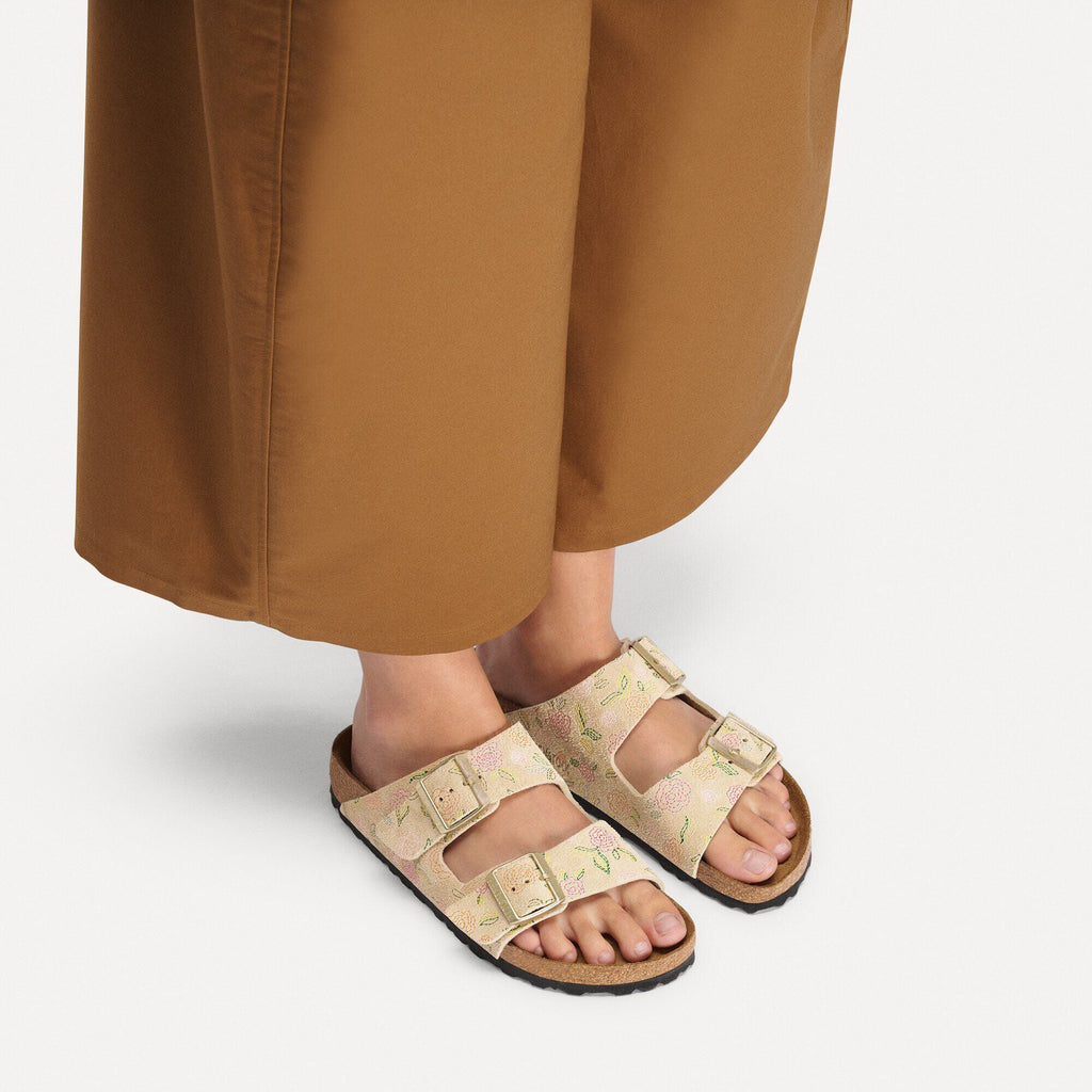 Arizona Suede Leather Sandcastle Flower Print