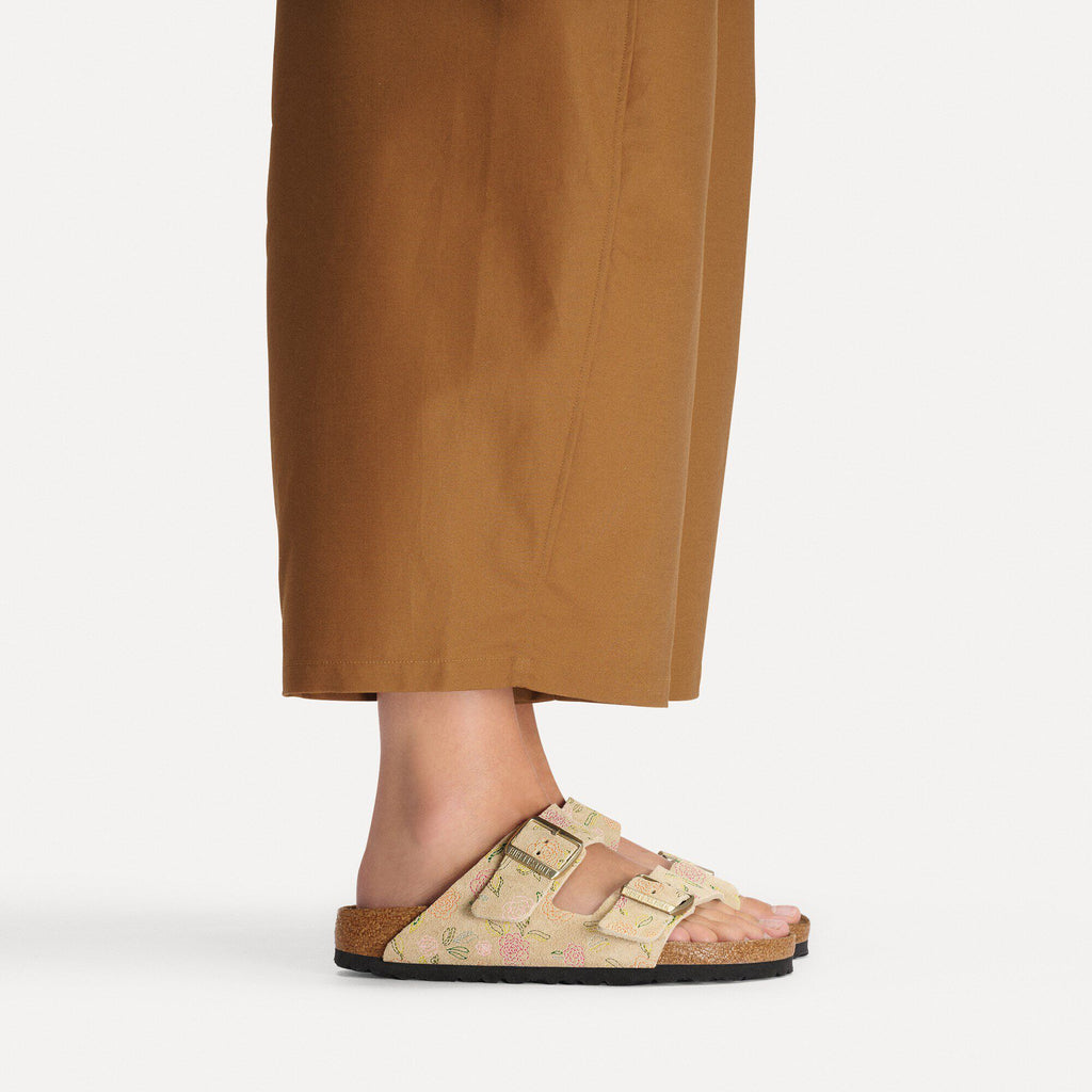 Arizona Suede Leather Sandcastle Flower Print