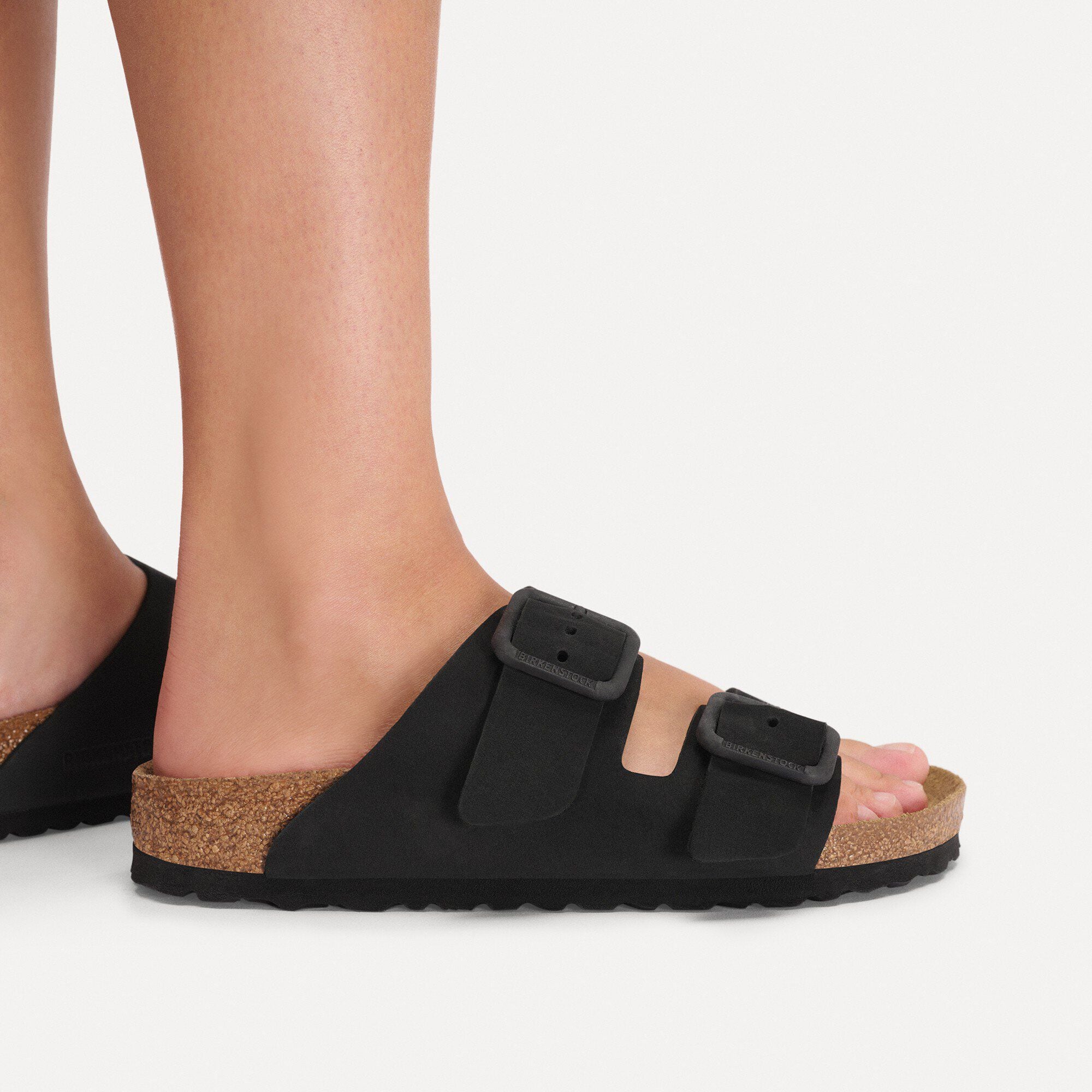 Arizona Wire Buckle Nubuck Leather