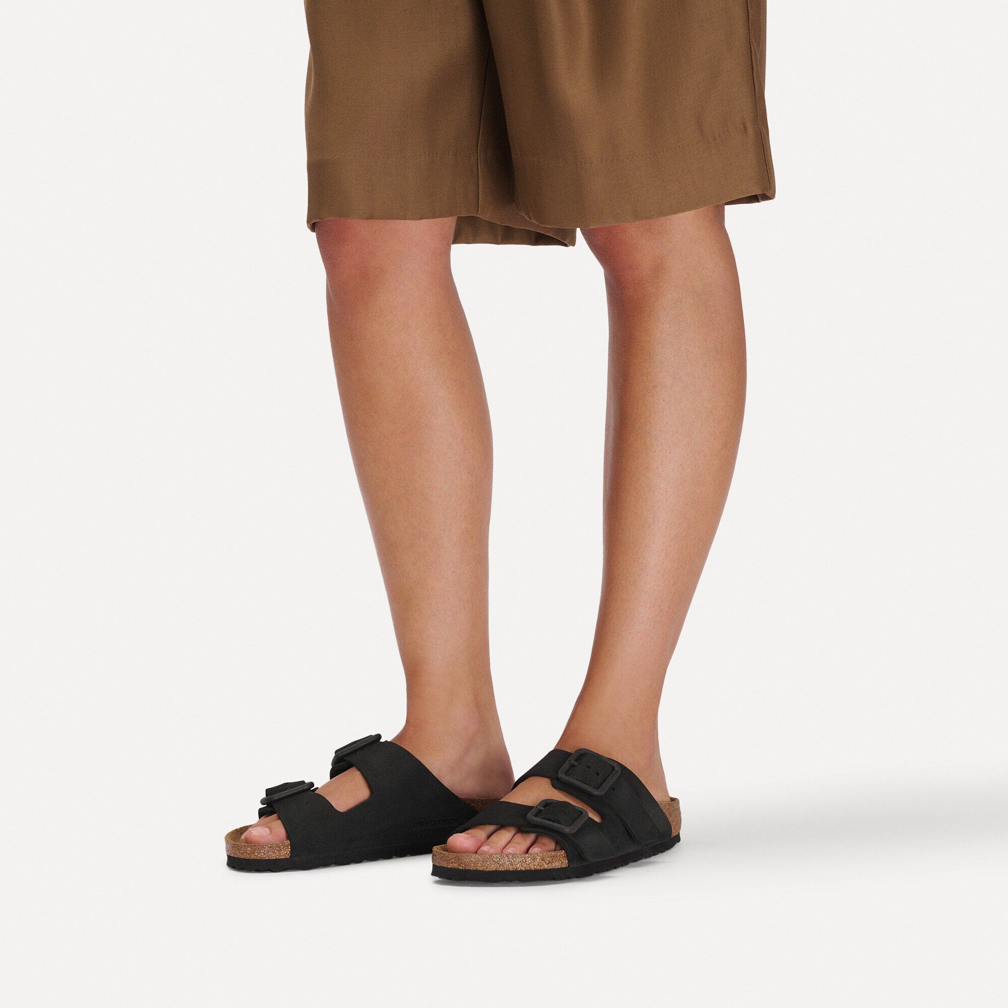 Arizona Wire Buckle Nubuck Leather