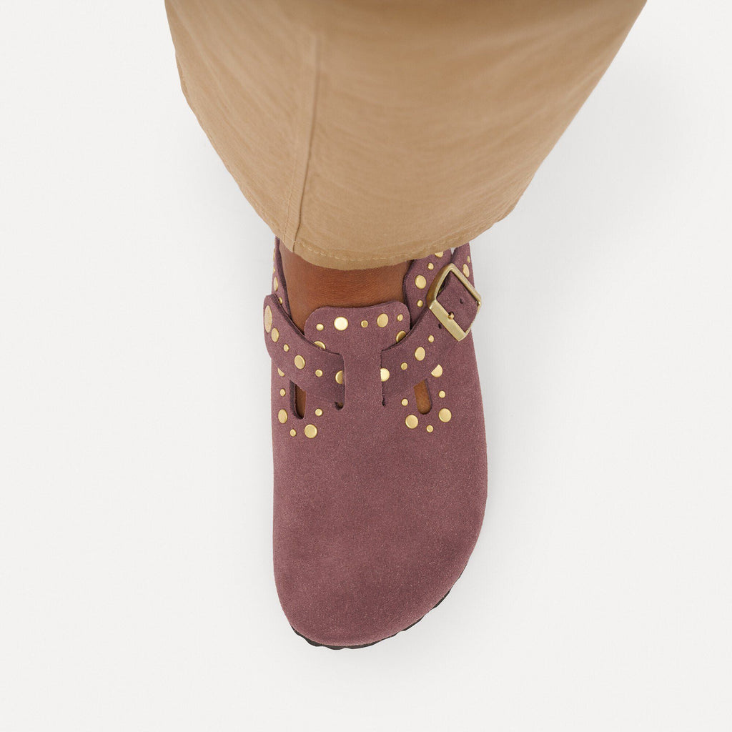 Boston Rivet Suede Leather