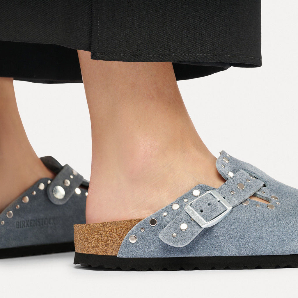 Boston Rivet Suede Leather